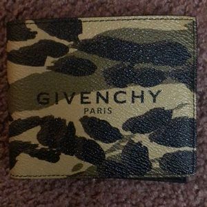 Givenchy Paris camo wallet